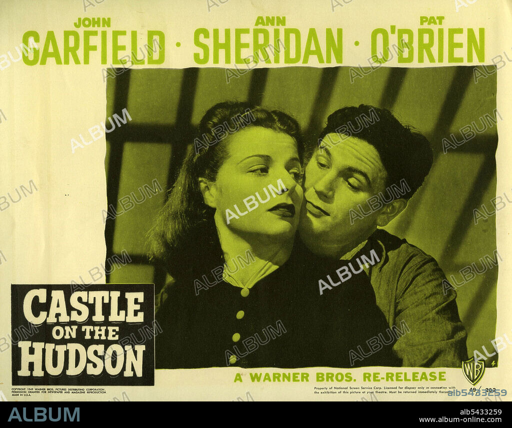 ANN SHERIDAN et JOHN GARFIELD dans CASTLE ON THE HUDSON, 1940, réalisé par ANATOLE LITVAK. Copyright WARNER BROTHERS.