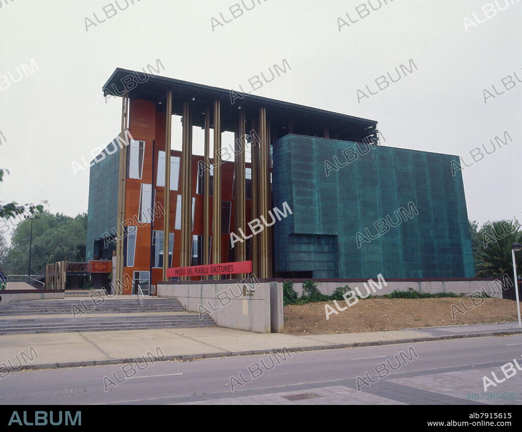 MUÑOZ RAMON / SANMARTIN ANTONIO. ANTIGUO PABELLON DE ASTURIAS PARA LA EXPO 92 DE SEVILLA  QUE HOY FORMA PARTE DEL MUSEO DEL PUEBLO DE ASTURIAS.