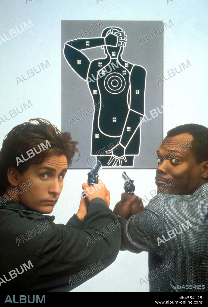 EMILIO ESTEVEZ and SAMUEL L. JACKSON in LOADED WEAPON 1, 1993. Copyright NEW LINE CINEMA.