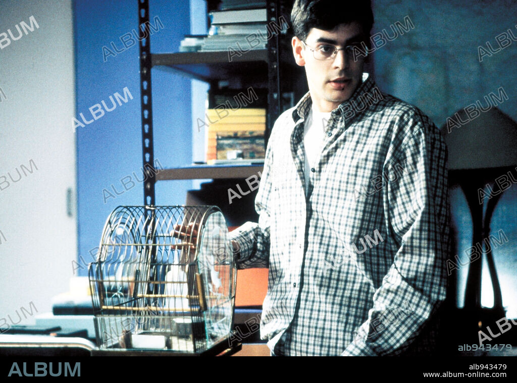 EDUARDO NORIEGA in THE YELLOW FOUNTAIN, 1999 (LA FUENTE AMARILLA), directed by MIGUEL SANTESMASES. Copyright MARTINEZ, DANIEL.