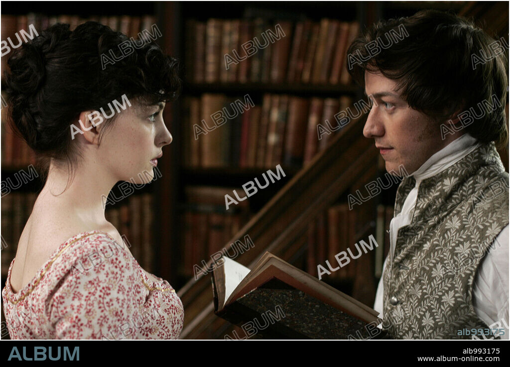 ANNE HATHAWAY und JAMES MCAVOY in BECOMING JANE, 2007, unter der Regie von JULIAN JARROLD. Copyright BLUEPRINT PICTURES/ECOSSE FILMS/OCTAGON FILMS/SCION FILMS LI.