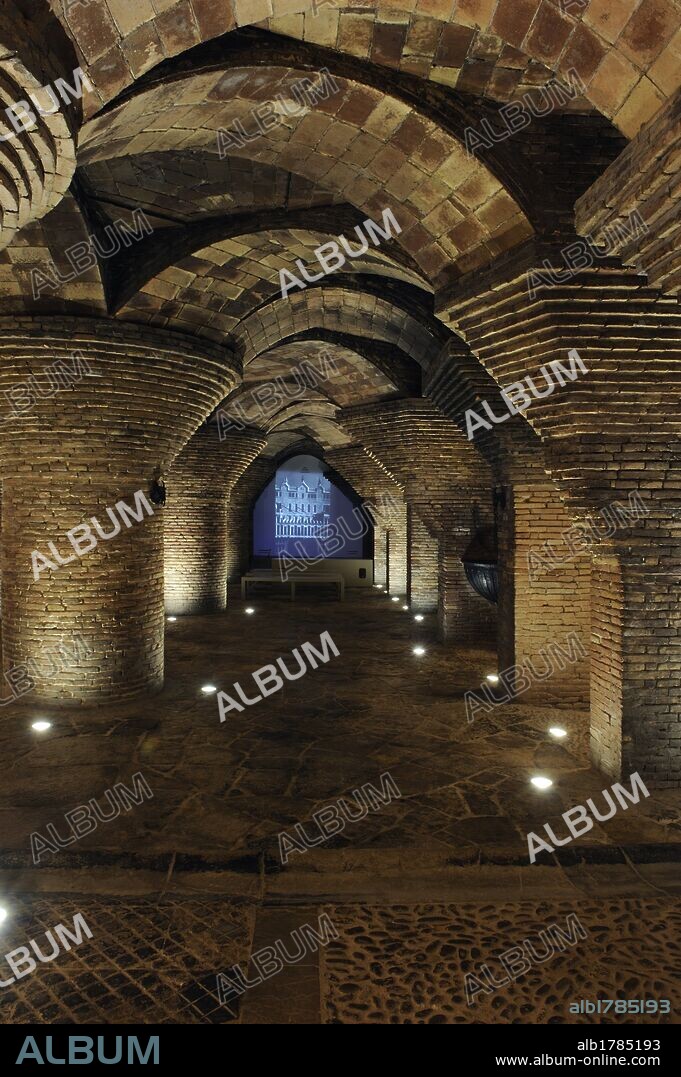 Palau Güell (1886-1888), arquitecte Antoni Gaudí, c. Nou de la Rambla 3-5, Barcelona, Catalunya, España.