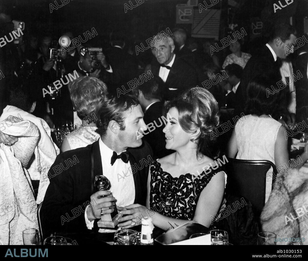 JAMES CAAN und MICHELE CAREY.