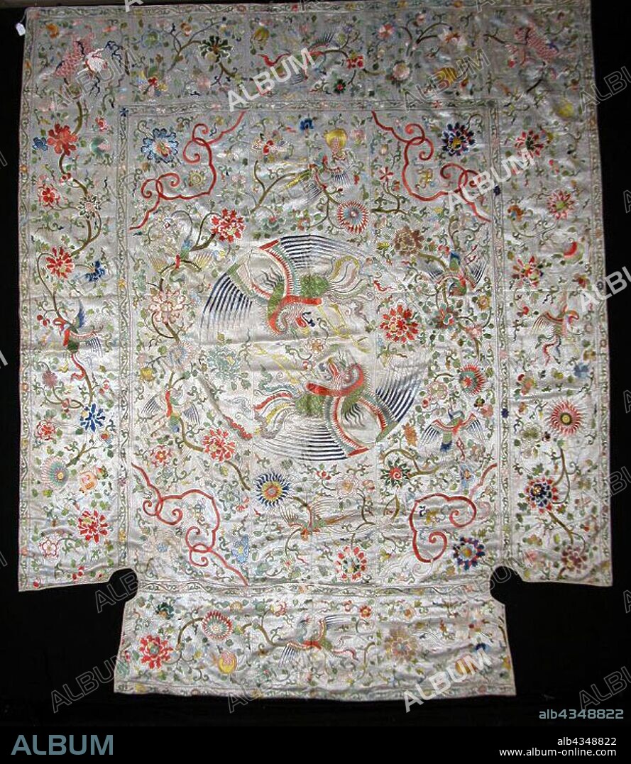 Coverlet, Ming dynasty (1368–1644)/ Qing dynasty (1644–1911), Mid–17th century, China, Silk, satin weave, embroidered with silk and gold-leaf-over-lacquered-paper-strip-wrapped cotton in Chinese knot, eyelet, feather, satin, single satin, split and stem stitches, laidwork and couching, underlined with linen, plain weave, lined with cotton plain weave, edged with silk plain weave paired warp, 263.2 × 222.2 cm (103 5/8 × 87 1/2 in.).
