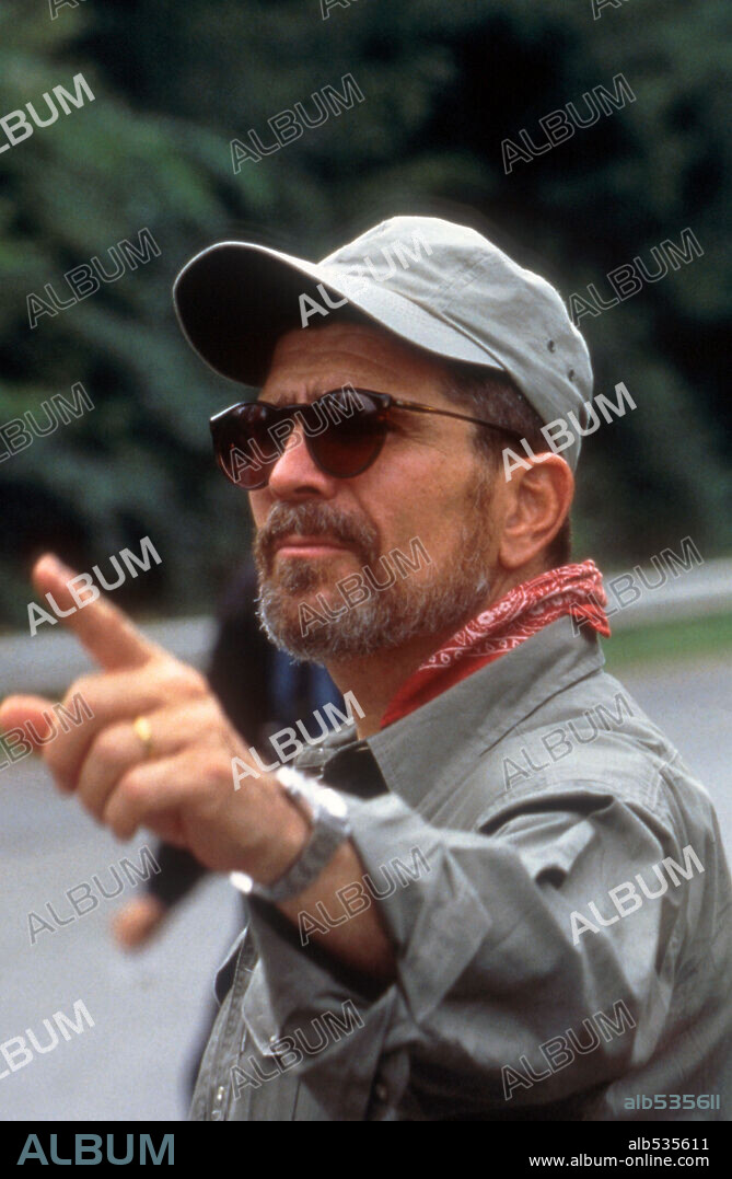 DAVID MAMET en ULTIMO GOLPE, EL [HEIST], 2001 (HEIST), dirigida por DAVID MAMET. Copyright WARNER BROS.