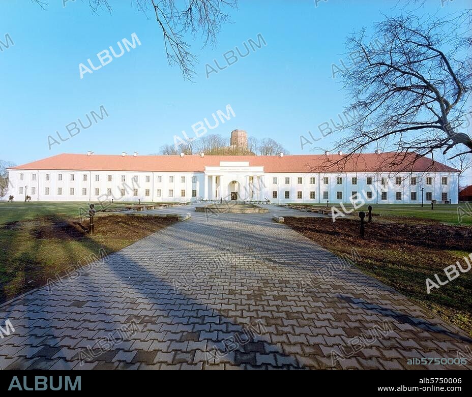 Wilna - Vilnius (Litauen), Burgberg - Pilies kalnas, Neues Arsenal, jetzt Litauisches Nationalmuseum - Lietuvos nacionalinis istorijos muziejus. Außenansicht. Foto, undat.