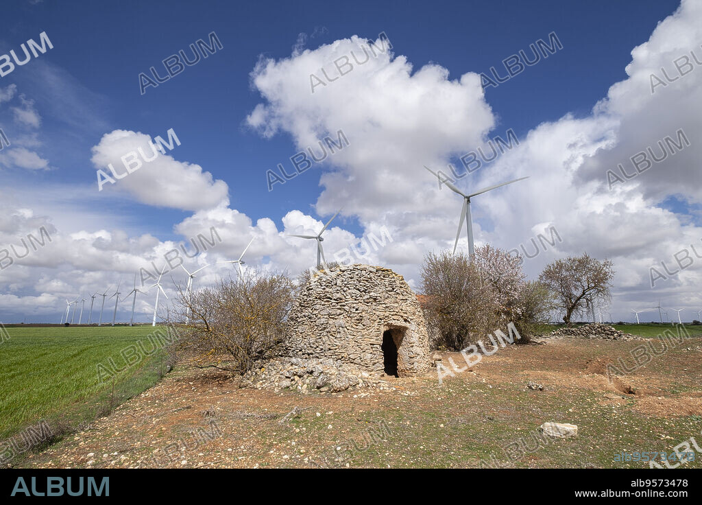 Parque eólico Cuesta Colorada, Tébar, Atalaya Cañavete, Spain.