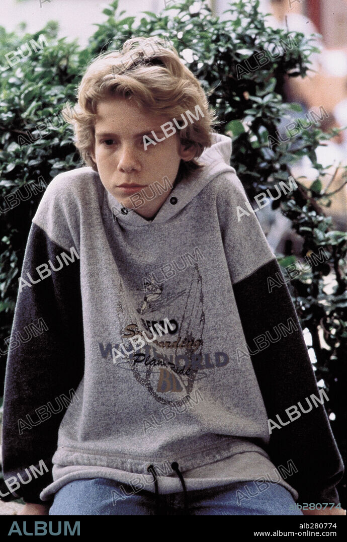 FERNANDO RAMALLO en LA BUENA VIDA, 1996, dirigida por DAVID TRUEBA. Copyright FERNANDO TRUEBA P.C. S.A. / CASAS, M.