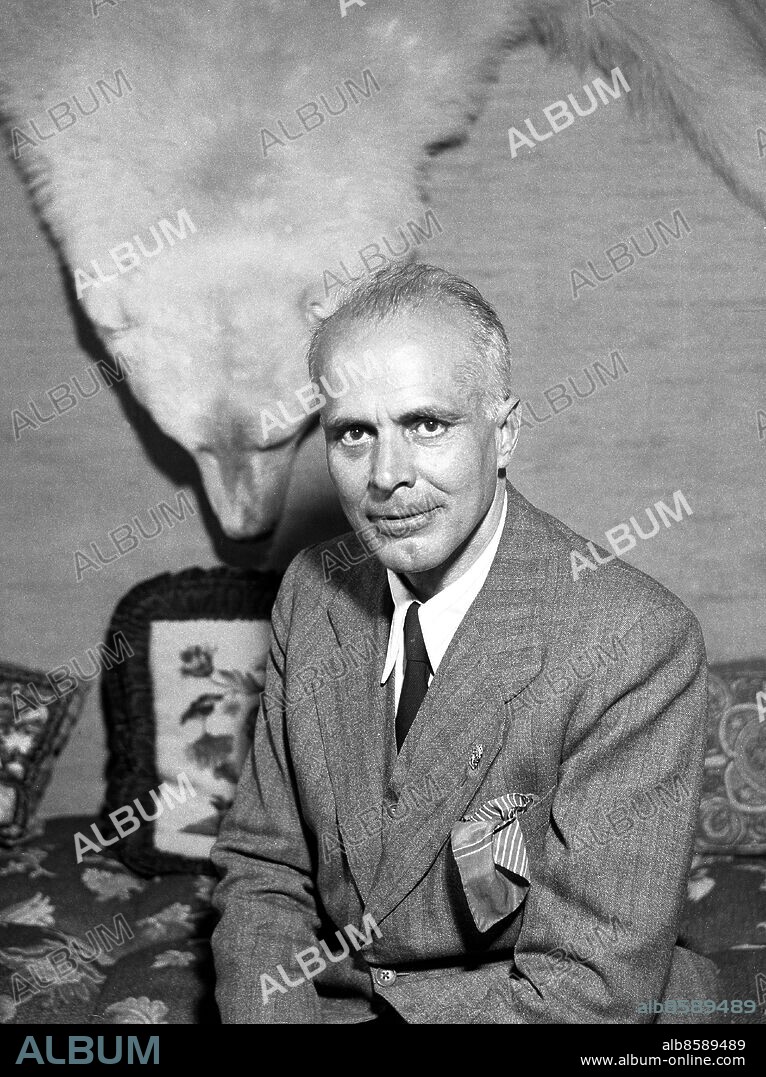 ARKIV 1938 . Italienske ingenjören Umberto Nobile som gjorde flera flygturer i Arktis fotograferad 10 år efter Italiakatastofen då han räddades av ett svensk flygplan sedan han havererat i en storm nordöst om Spetsbergen. Flera ur hans besättning omkom, däribland svensken Finn Malmgren. Roald Amundsen försvann under ett försök att undsätta Nobile.. Umberto Nobile, Italian engineer and explorer of Arctis.. Foto: TT / Kod 1900.