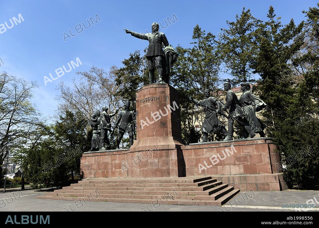 ZSIGMOND KISFALUDI-STRÓBL. Luis Kossuth de Kossuth y Udvard (en húngaro: Kossuth Lajos) (1802-1894). Político y patriota noble húngaro. Monumento conmemorativo al nacionalista Kossuth, uno de los padres de la patria. Inagurado en 1952.. Budapest. Hungría. Europa.