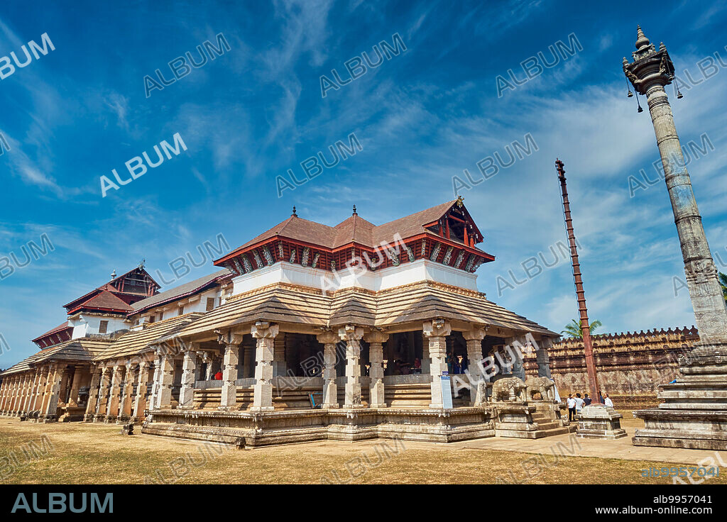 India: The Thousand Pillar Temple or Saavira Kambada Basadi, a Jain temple in Moodabidri (Mudabidri), near Mangalore (Mangaluru), Karnataka, South India. Saavira Kambada Temple is a basadi or Jain temple noted for its 1000 pillars. The temple was built in 1430 by Devaraya Wodeyar, a local chieftain.