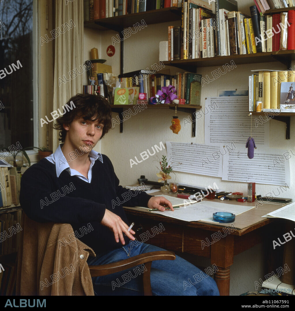 Hans-Jürgen von Bose, German composer, descends from the former German Noble family von Bose, photo in his flat for the ZDF TV programme: Music Portrait, 1979.