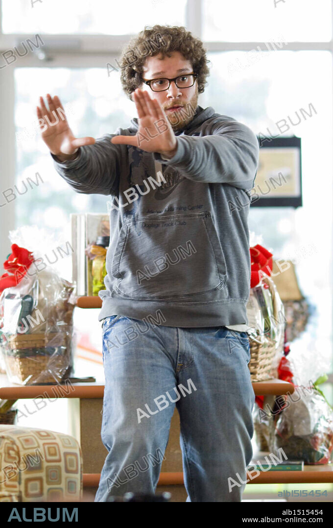 SETH ROGEN in ZACK AND MIRI MAKE A PORNO, 2008, directed by KEVIN SMITH. Copyright BLUE ASKEW/VIEW ASKEW PRODUCTIONS/WEINSTEIN COMPANY,THE.