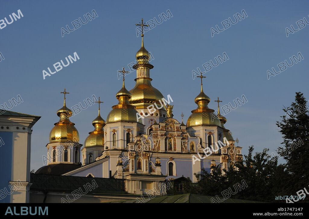 Ukraine. Kiev. St. Michael's Golden Domed Monastery.  The exterior was rebuilt in the ukrainian baroque style in the 18th century. Was demolished by soviet in the 1930. Reconstructed in 1999.