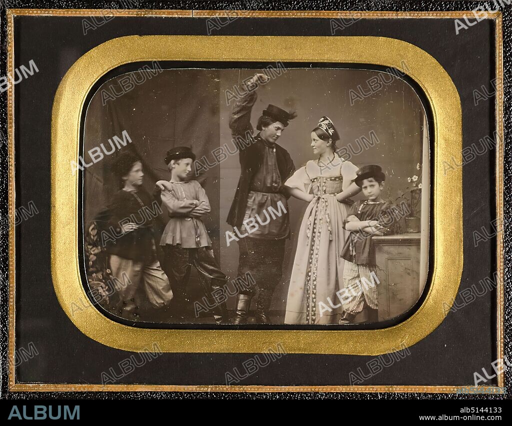 Johann Anton Völlner, dance performance in Russian traditional costume for the wedding of Johann Heinrich Fixsen and Marie, née Hildebrandt. from left : Gustav Bartels, Hermann Bartels, Alexander Lüders, Marie Bartels, Adolph Bartels, daguerreotype, picture size: height: 8,50 cm; width: 11,40 cm, in ink: photographer, title, portrait photography, group portrait, boy, girl, theater, theater, theater performance, theater costume, young man, youth, young woman, girl, dancing, Alexander Lüders.