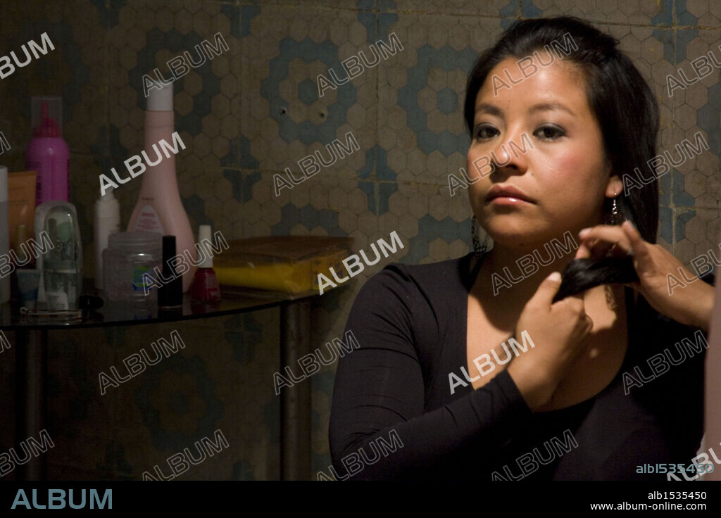 MONICA DEL CARMEN in LEAP YEAR, 2010 (AÑO BISIESTO), directed by MICHAEL ROWE. Copyright IMCINE.