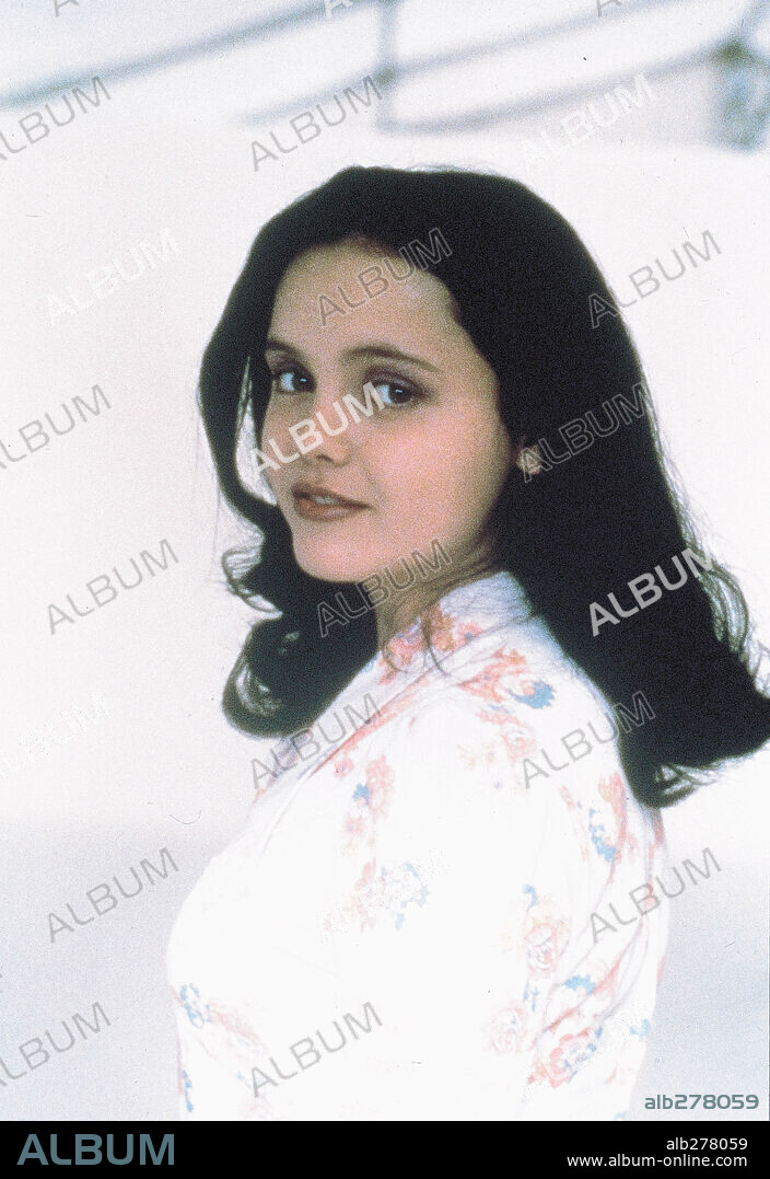 CHRISTINA RICCI in THE LAST OF THE HIGH KINGS, 1996, directed by DAVID KEATING. Copyright MIRAMAX.