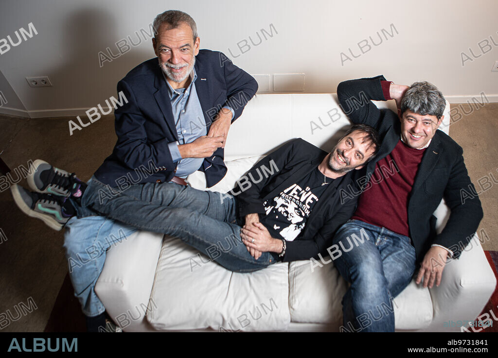 Madrid, 05/11/2021. Antonio Santos Mercero, Jorge Díaz Cortés y Agustín Martínez, ganadores del Premio Planeta bajo el pseudónimo de Carmen Mola con el libro 'La bestia'. Foto: Isabel Permuy. ARCHDC.
