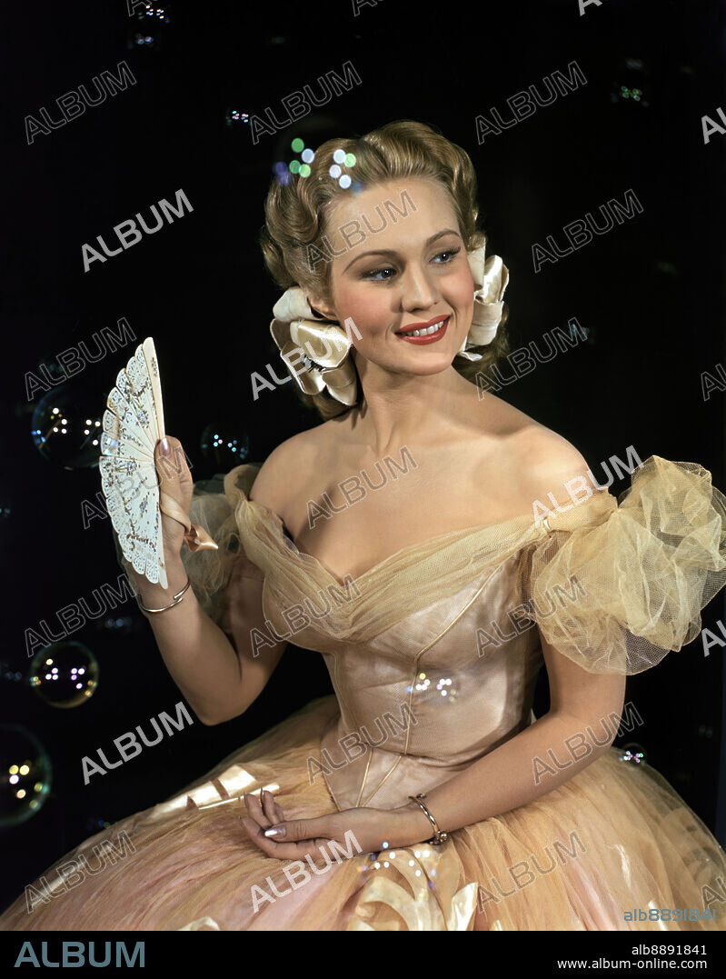 VIRGINIA MAYO en LA VIDA SECRETA DE WALTER MITTY, 1947 (THE SECRET LIFE OF WALTER MITTY), dirigida por NORMAN Z. MCLEOD. Copyright RKO/SAMUEL GOLDWYN.