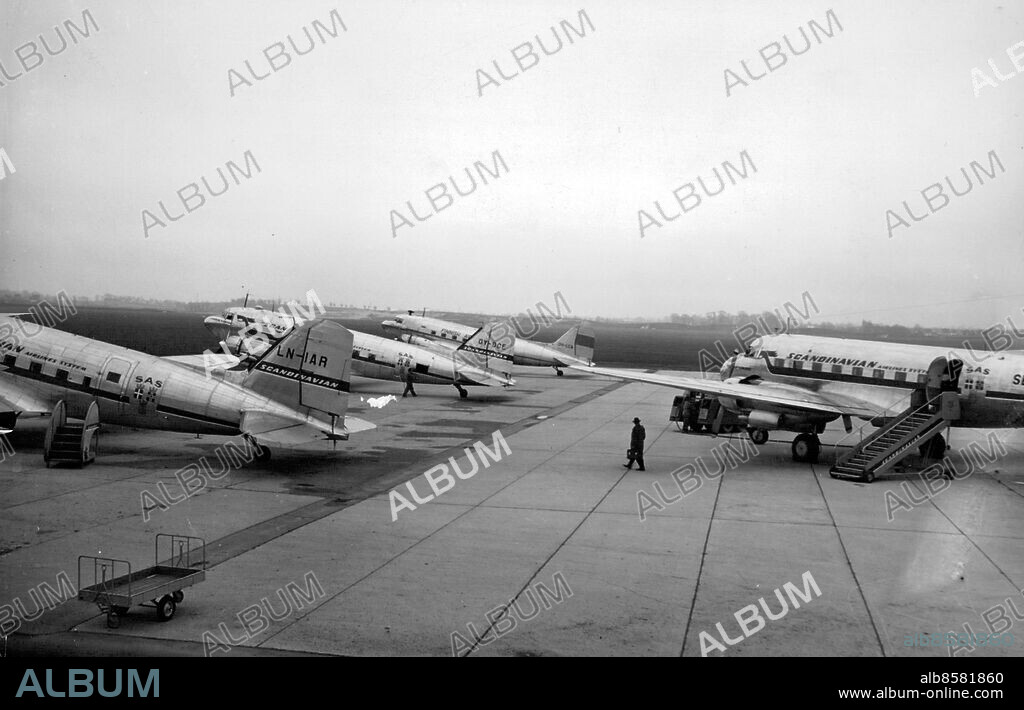 Malmö 1954-01-30. Den nya landningsbanan på Bulltofta flygplats invigs 1 februari . Foto: Svenskt Pressfoto / TT / kod 20360.