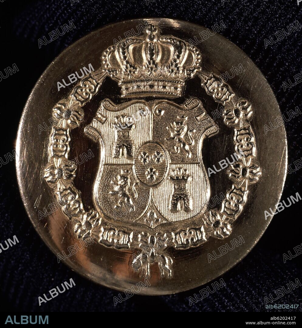 BOTON DEL UNIFORME DE UJIERES DEL SENADO DE LA RESTAURACION DECORADO CON EL ESCUDO DE LA CAMARA - SIGLO XIX.