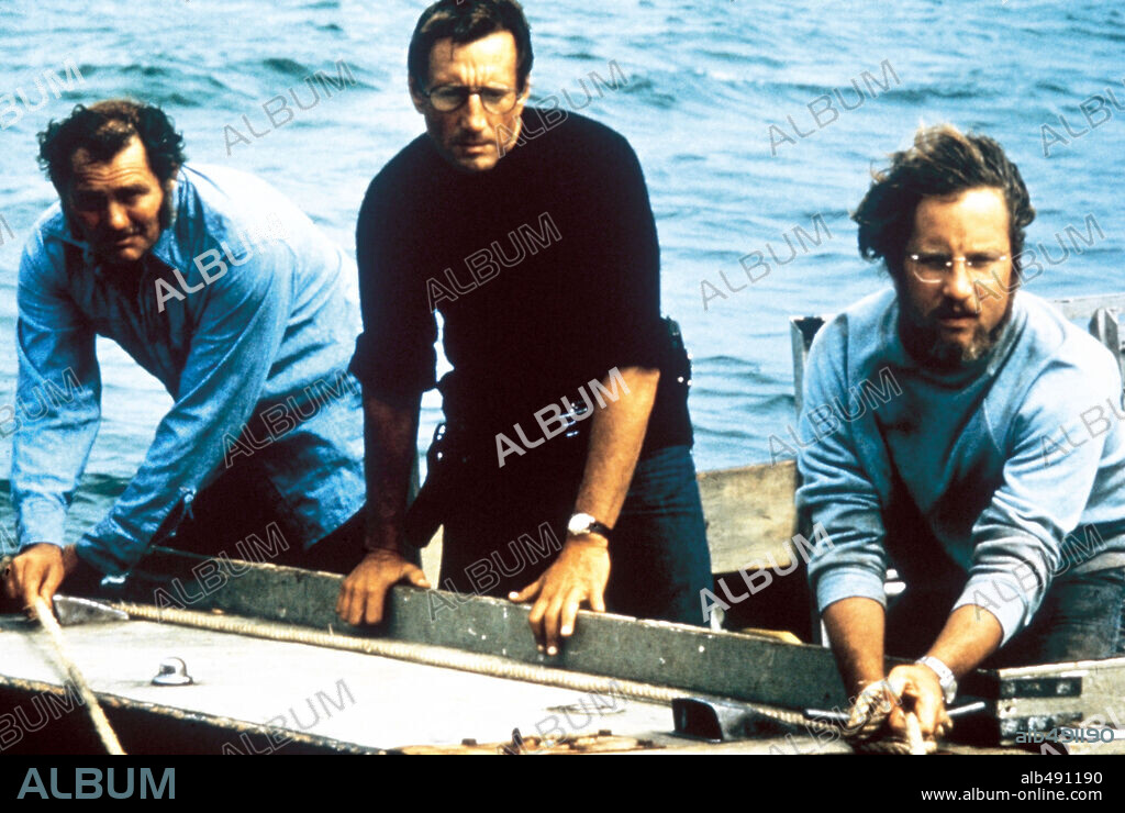 RICHARD DREYFUSS, ROBERT SHAW und ROY SCHEIDER in DER WEISSE HAI, 1975 (JAWS), unter der Regie von STEVEN SPIELBERG. Copyright Zanuck/Brown Productions/Universal Pictures.
