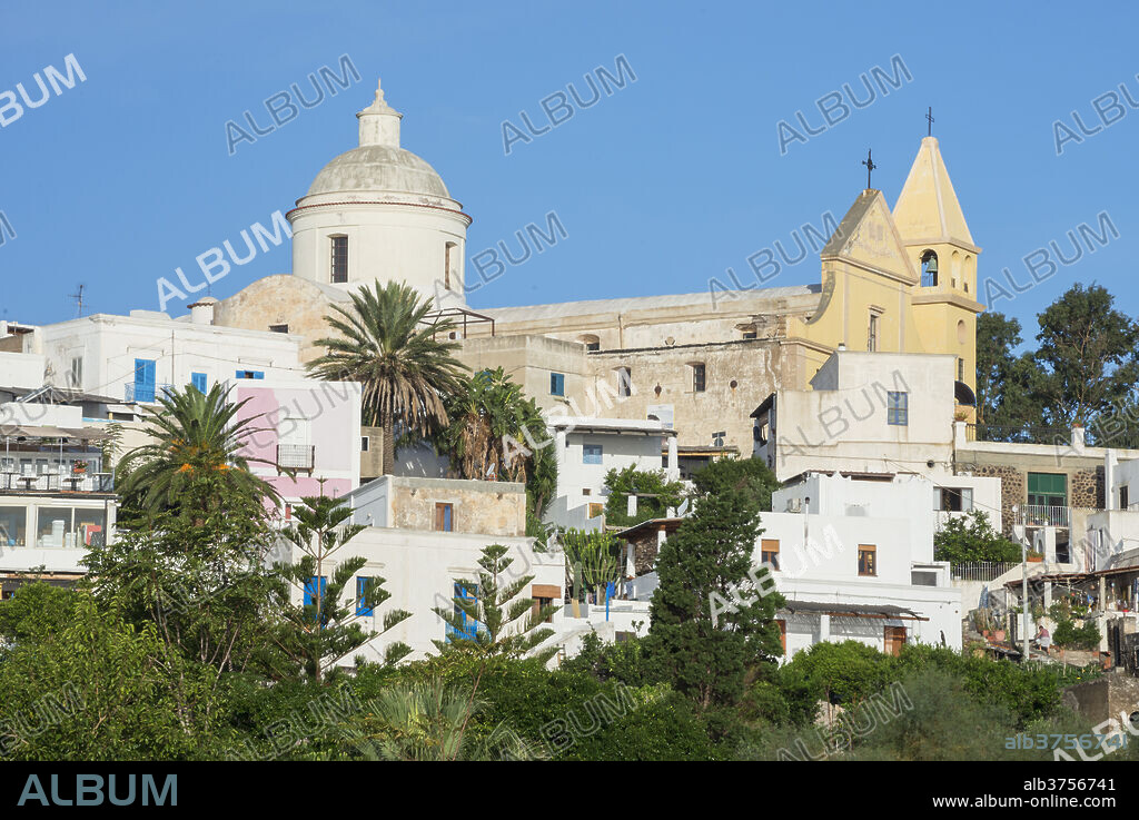 Town of Stromboli, Stromboli, Aeolian Islands, UNESCO World Heritage Site, Sicily, Italy, Mediterranean, Europe.