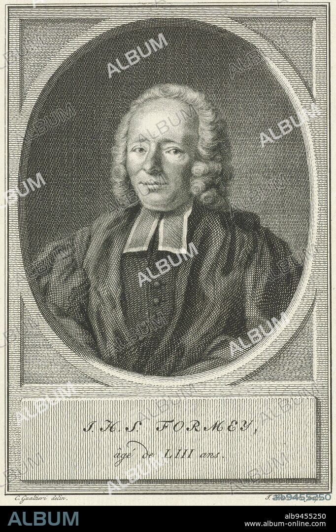 Portrait of Jean-Henri-Samuel Formey, Jacob Houbraken, after C. Gualtieri, 1764 - 1780, Bust of Jean-Henri-Samuel Formey at age 53 in an oval with his name and details in two lines in French below the portrait., print maker: Jacob Houbraken, (mentioned on object), intermediary draughtsman: C. Gualtieri, (mentioned on object), Amsterdam, 1764 - 1780, paper, engraving, h 161 mm × w 107 mm.