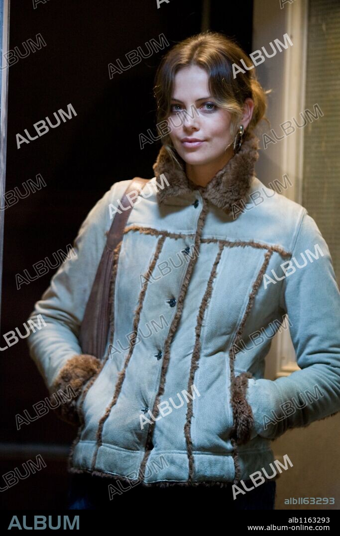 CHARLIZE THERON in SLEEPWALKING, 2008, directed by BILL MAHER. Copyright DENVER AND DELILAH PROD./FILMENGINE.