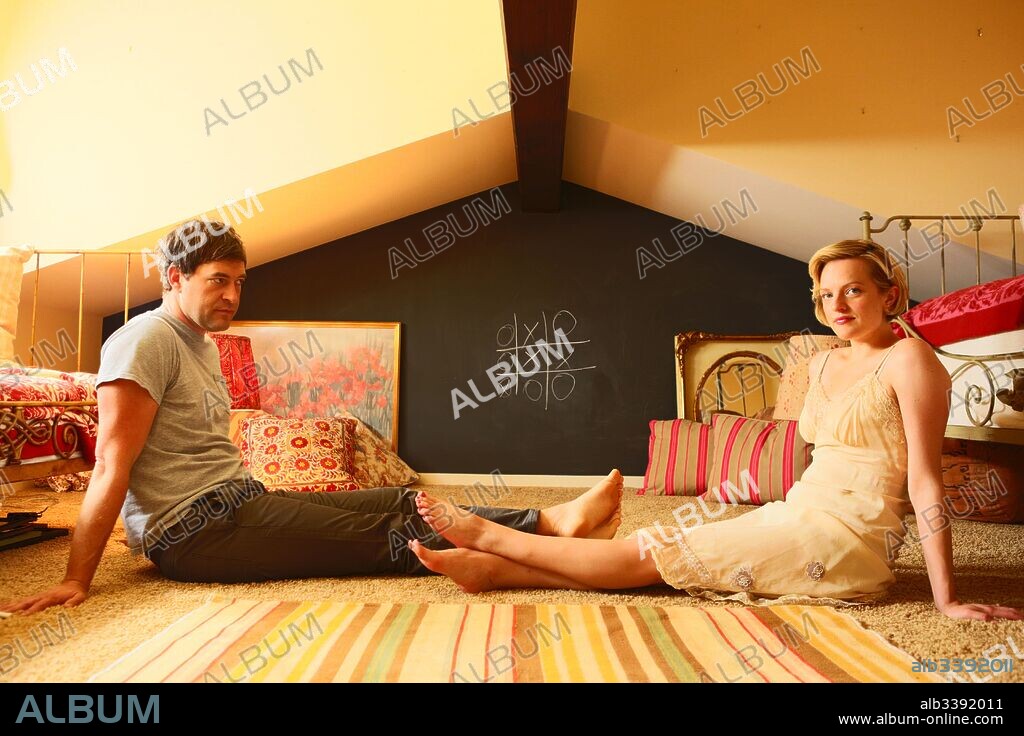 ELISABETH MOSS and MARK DUPLASS in THE ONE I LOVE, 2014, directed by CHARLIE MCDOWELL. Copyright RADIUS-TWC.