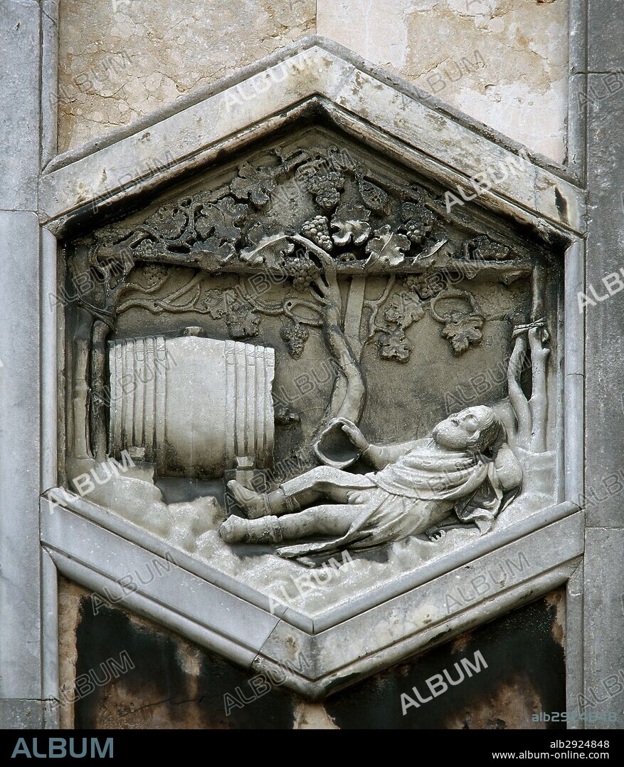 NOE. Décimo patriarca. Héroe del diluvio y primer viticultor. Relieve con la representación de NOE EBRIO. Reproducción de uno de los paneles que decoran el campanario del Duomo (los originales se encuentran en el Museo de la Opera del Duomo). FLORENCIA. La Toscana. ITALIA.