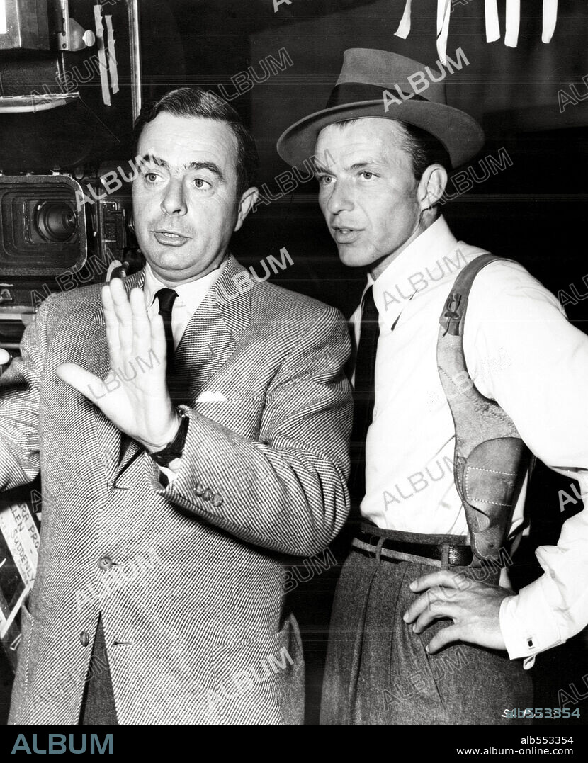 FRANK SINATRA and LEWIS ALLEN in SUDDENLY, 1954, directed by LEWIS ALLEN. Copyright UNITED ARTISTS.