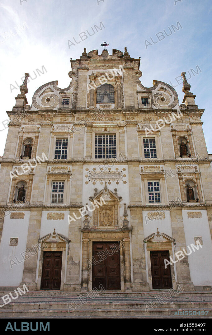 Portugal, Santarém. Our Lady of the Assumption Cathedral. 17th-18th centuries. Main facade in Mannerist style.