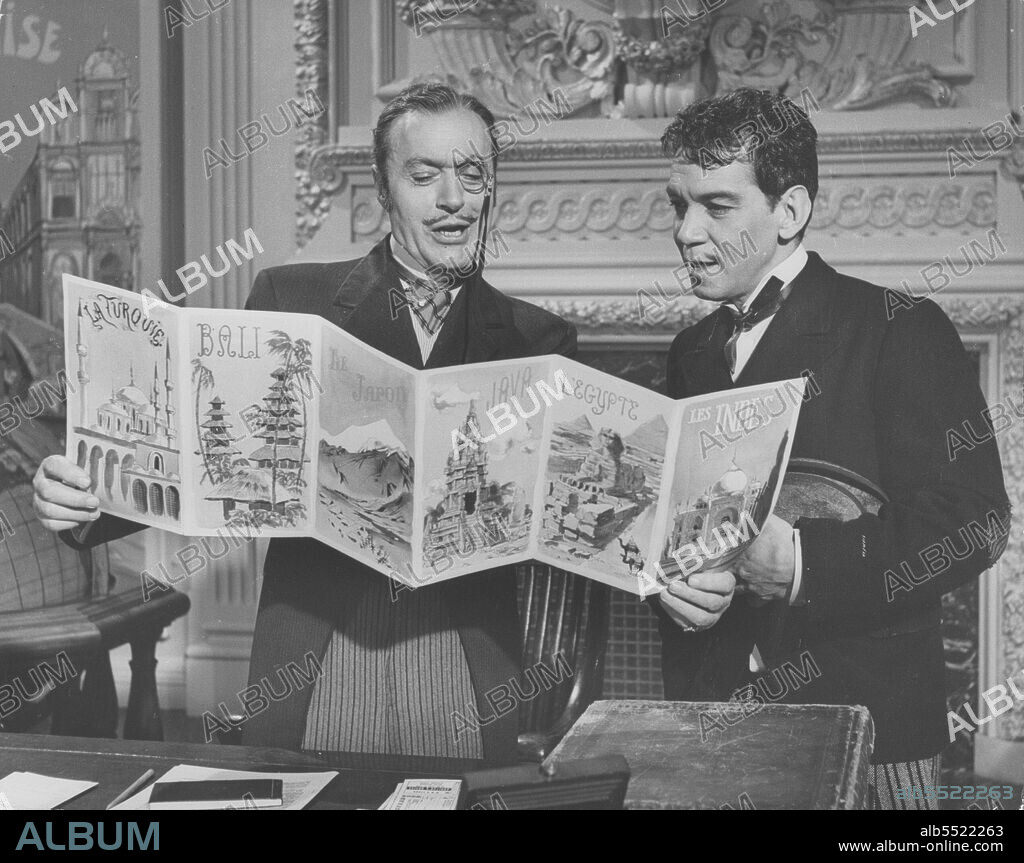 CHARLES BOYER y MARIO MORENO "CANTINFLAS" en LA VUELTA AL MUNDO EN 80 DÍAS, 1956 (AROUND THE WORLD IN EIGHTY DAYS), dirigida por MICHAEL ANDERSON. Copyright UNITED ARTISTS.