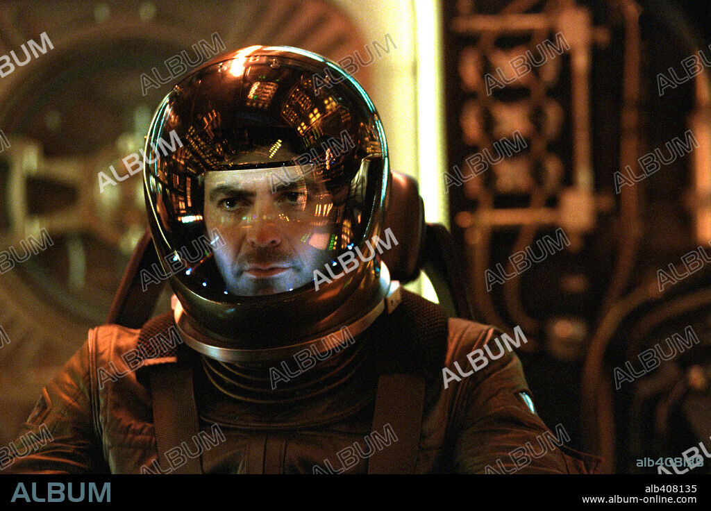 GEORGE CLOONEY in SOLARIS, 2002, unter der Regie von STEVEN SODERBERGH. Copyright 20TH CENTURY FOX.