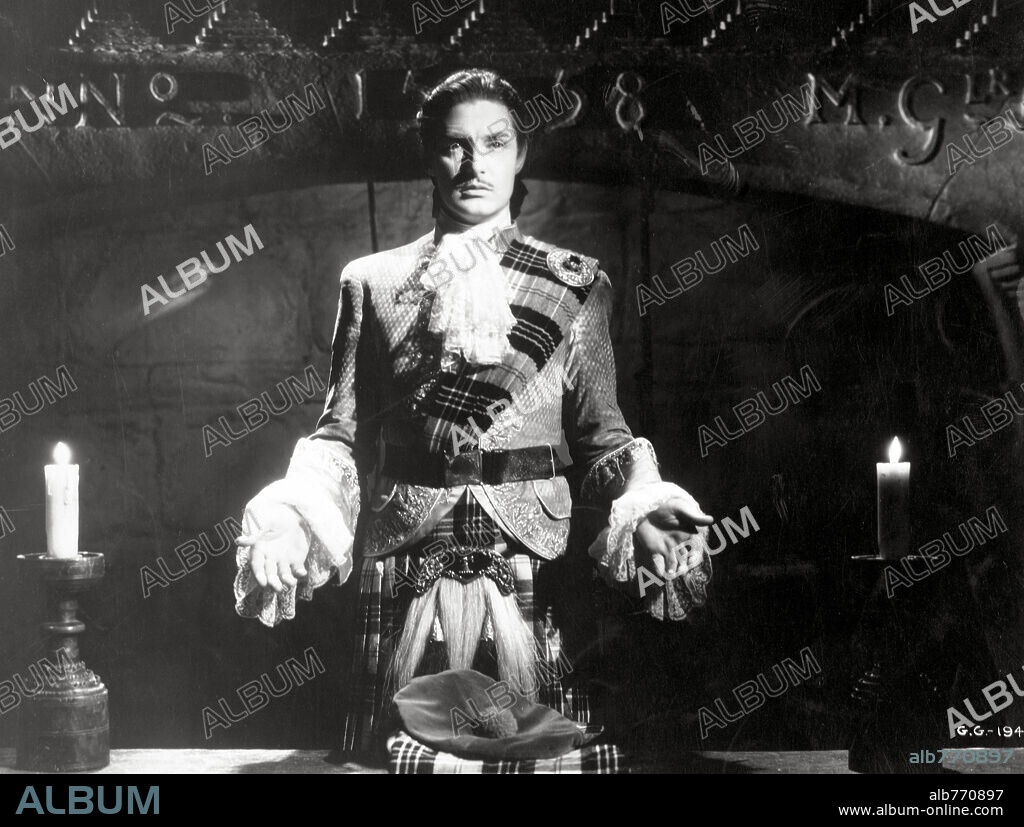 ROBERT DONAT in THE GHOST GOES WEST, 1935, directed by RENE CLAIR. Copyright UNITED ARTISTS.