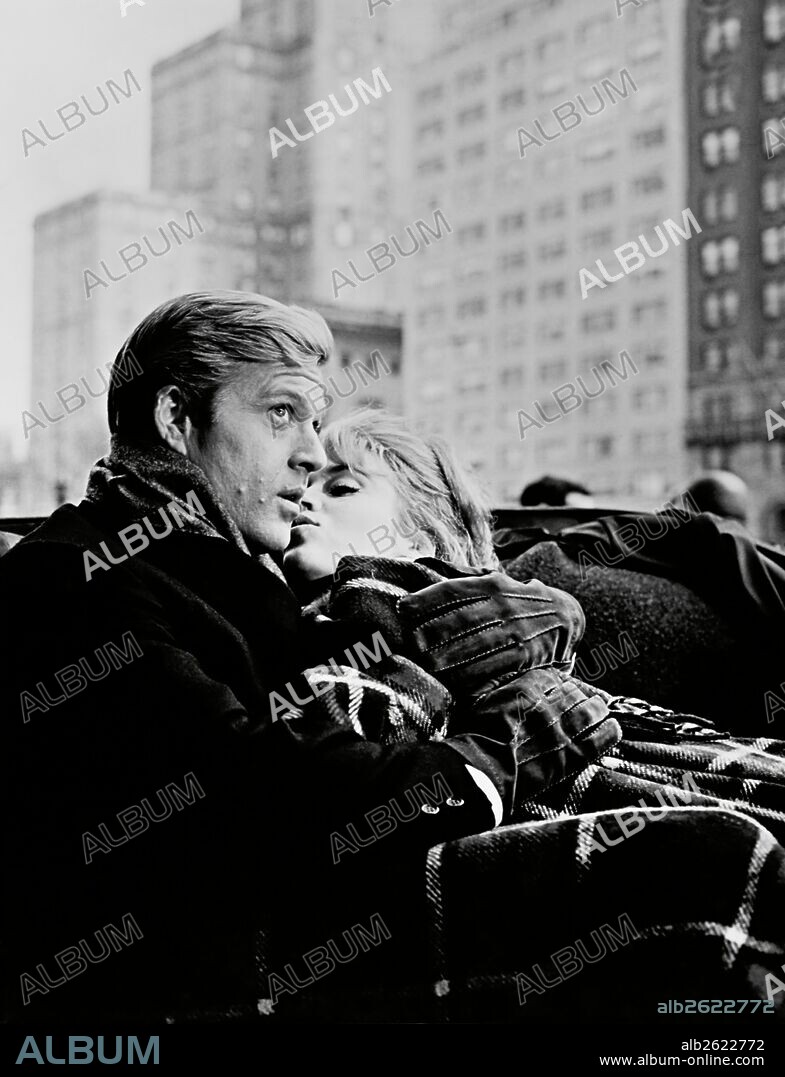 JANE FONDA y ROBERT REDFORD en DESCALZOS EN EL PARQUE, 1967 (BAREFOOT IN THE PARK), dirigida por GENE SAKS. Copyright PARAMOUNT PICTURES.