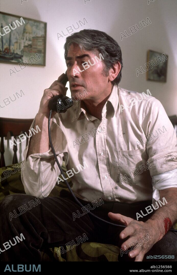 GREGORY PECK in THE OMEN, 1976, directed by RICHARD DONNER. Copyright 20TH CENTURY FOX.
