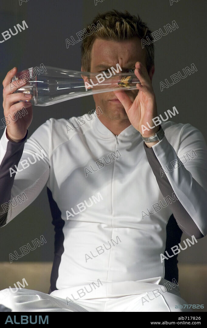 EWAN McGREGOR en LA ISLA, 2005 (THE ISLAND), dirigida por MICHAEL BAY. Copyright DREAMWORKS / MORTON, MERRICK.