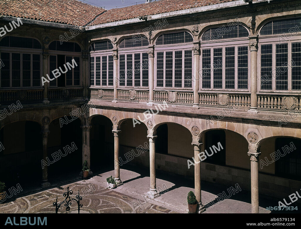 LUIS DE VEGA (?-1562) S. XVI. PATIO DEL PALACIO DE DUEÑAS -  PLATERESCO - SIGLO XVI.