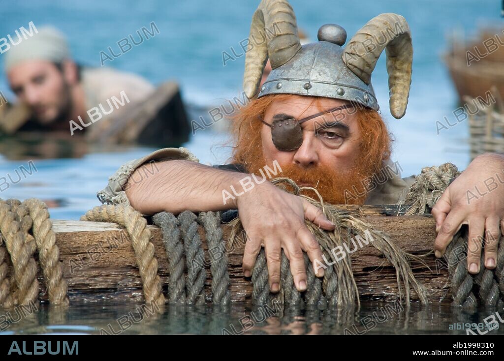 GERARD JUGNOT in ASTERIX AND OBELIX: GOD SAVE BRITANNIA, 2012 (ASTERIX ET OBELIX: GOD SAVE BRITANNIA), directed by LAURENT TIRARD. Copyright FIDELITE FILMS.