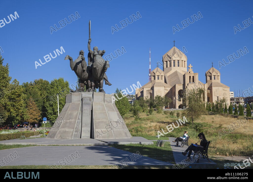 Surp Grigor Lusavorich Yekeghetsi Cathedral, the largest Armenian church in the world, Yerevan, Armenia, Central Asia, Asia.