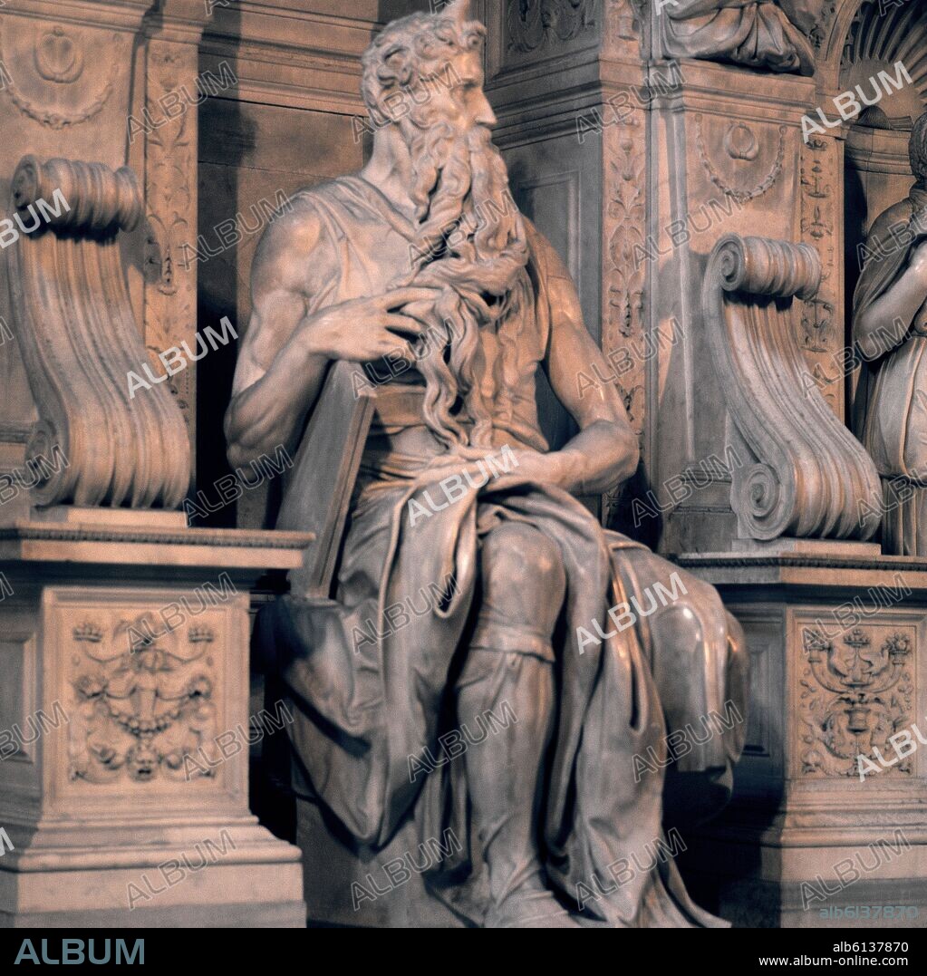 MICHELANGELO. MOISES - 1513-1515 - ESCULTURA CENTRAL DE LA TUMBA DE JULIO II - RENACIMIENTO ITALIANO.