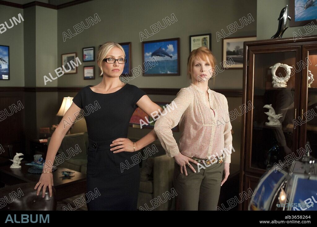 CAMERON DIAZ und LUCY PUNCH in BAD TEACHER, 2011, unter der Regie von JAKE KASDAN. Copyright GOLD/MILLER PRODUCTIONS.