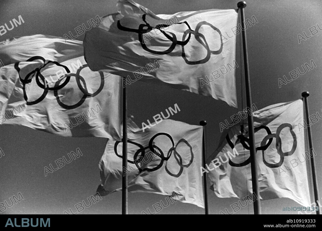 1936 Olympics in Berlin - Germany, German Reich, Summer Olympics, 1936 Olympics in Berlin. Olympic flags. Germany, Third Reich, Olympic Games, Summer Olympics 1936 in Berlin. Olympic flags.