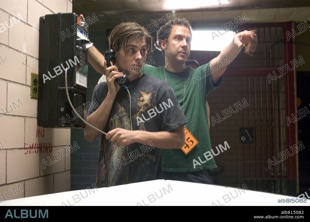 DUNCAN TUCKER and KEVIN ZEGERS in TRANSAMERICA, 2005, directed by DUNCAN TUCKER. Copyright BELLADONNA PRODUCTIONS.