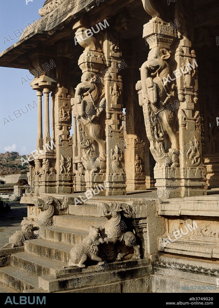Vittala Temple in Hampi, UNESCO World Heritage Site, Karnataka, India, Asia.