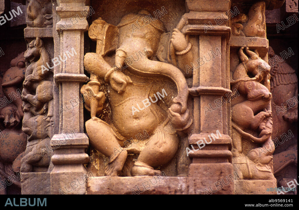 Escultura del dios Ganesh en el templo Chandella Kandariya Mahadeva(s.XI). Khajuraho .Madhya Pradesh.India.Asia.