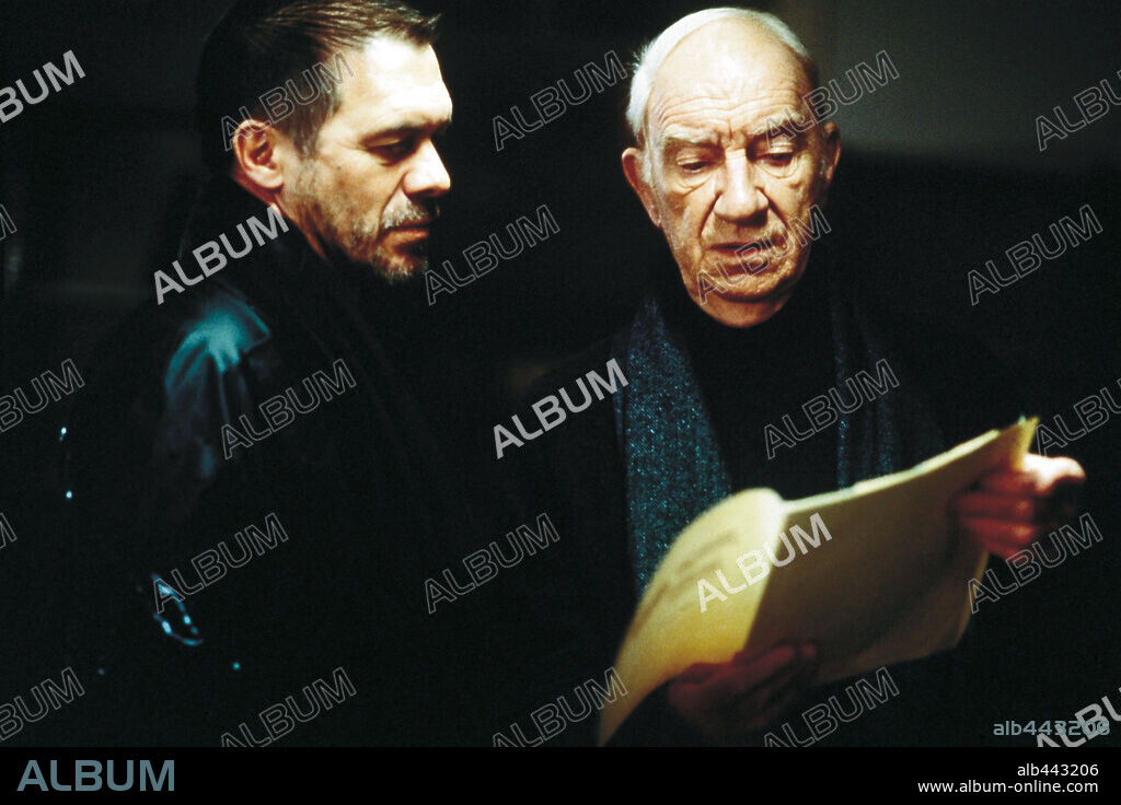 FERNANDO FERNAN GOMEZ y MIGUEL ÁNGEL SOLÁ en PLENILUNIO, 1999, dirigida por IMANOL URIBE. Copyright SOGECINE-AIETE/ARIANE / MORO, SOFIA.