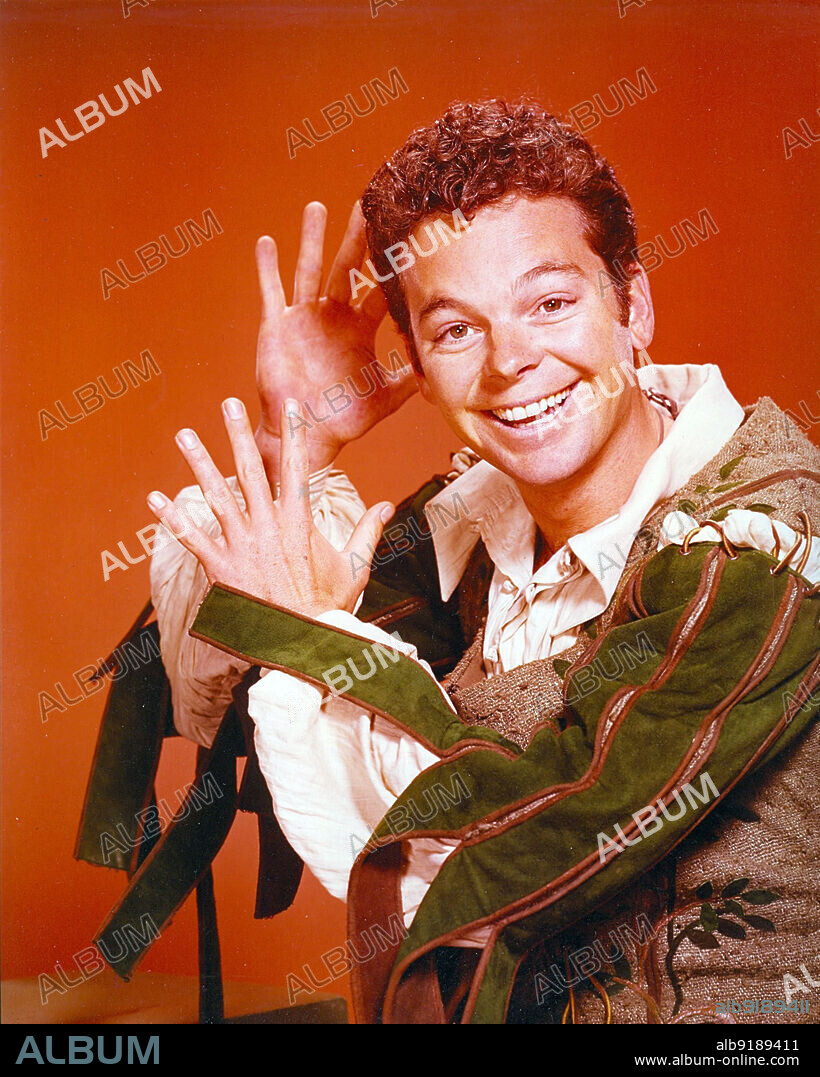 RUSS TAMBLYN en EL MARAVILLOSO MUNDO DE LOS HERMANOS GRIMM, 1962 (THE WONDERFUL WORLD OF THE BROTHERS GRIMM), dirigida por HENRY LEVIN. Copyright M.G.M.